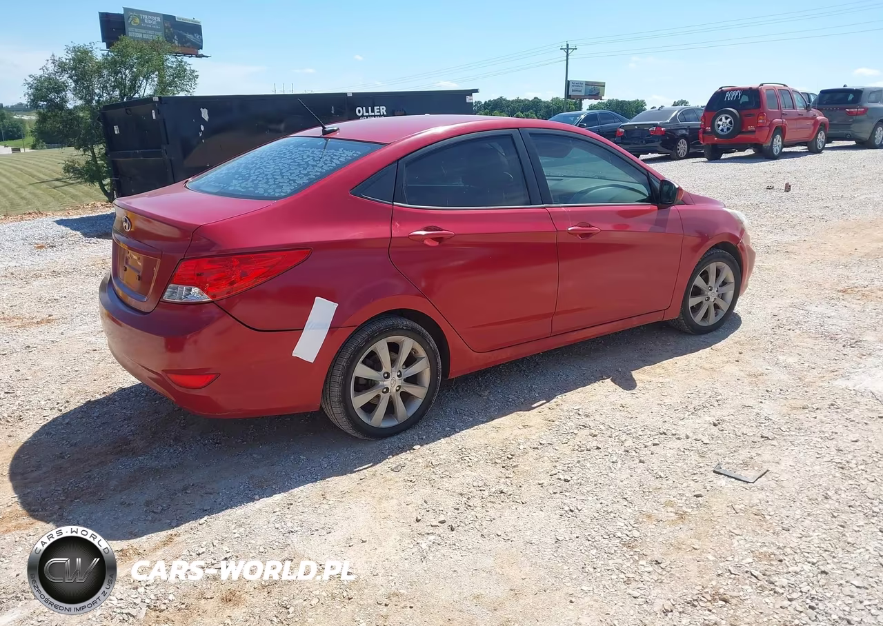 2013 Hyundai Accent Gls VIN:KMHCU4AE6DU394133 - 4