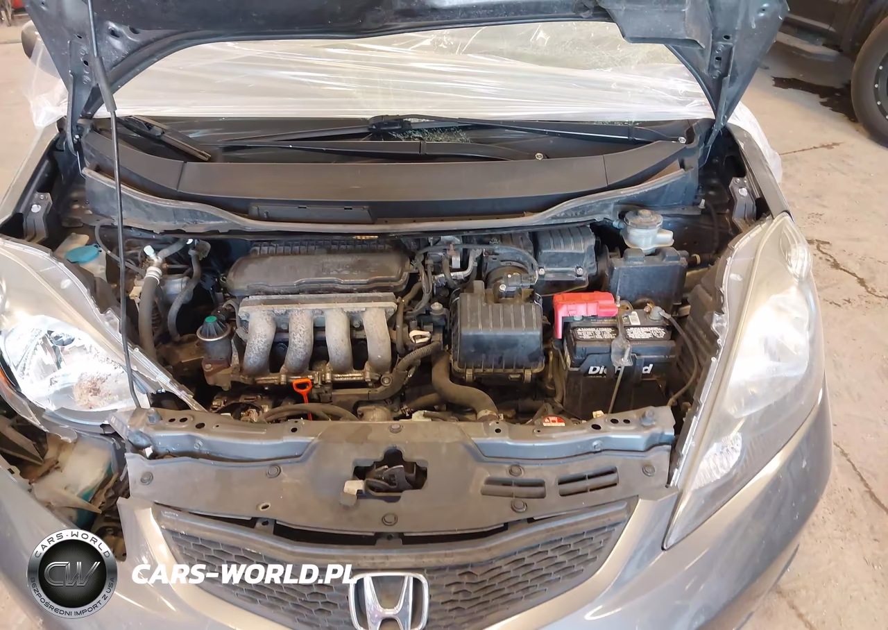 2013 Honda Fit VIN:JHMGE8H38DC005592 - 10