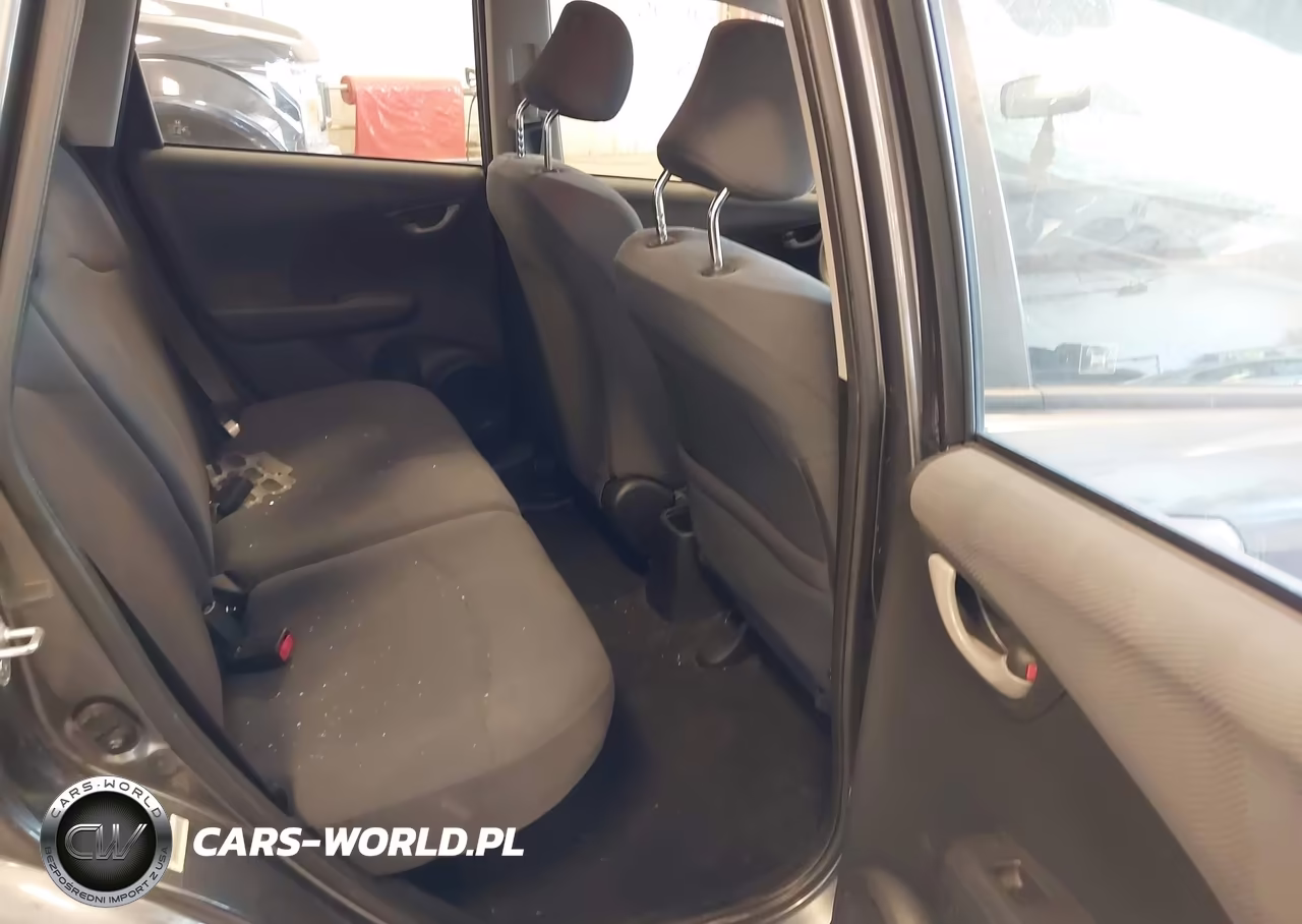 2013 Honda Fit VIN:JHMGE8H38DC005592 - 8