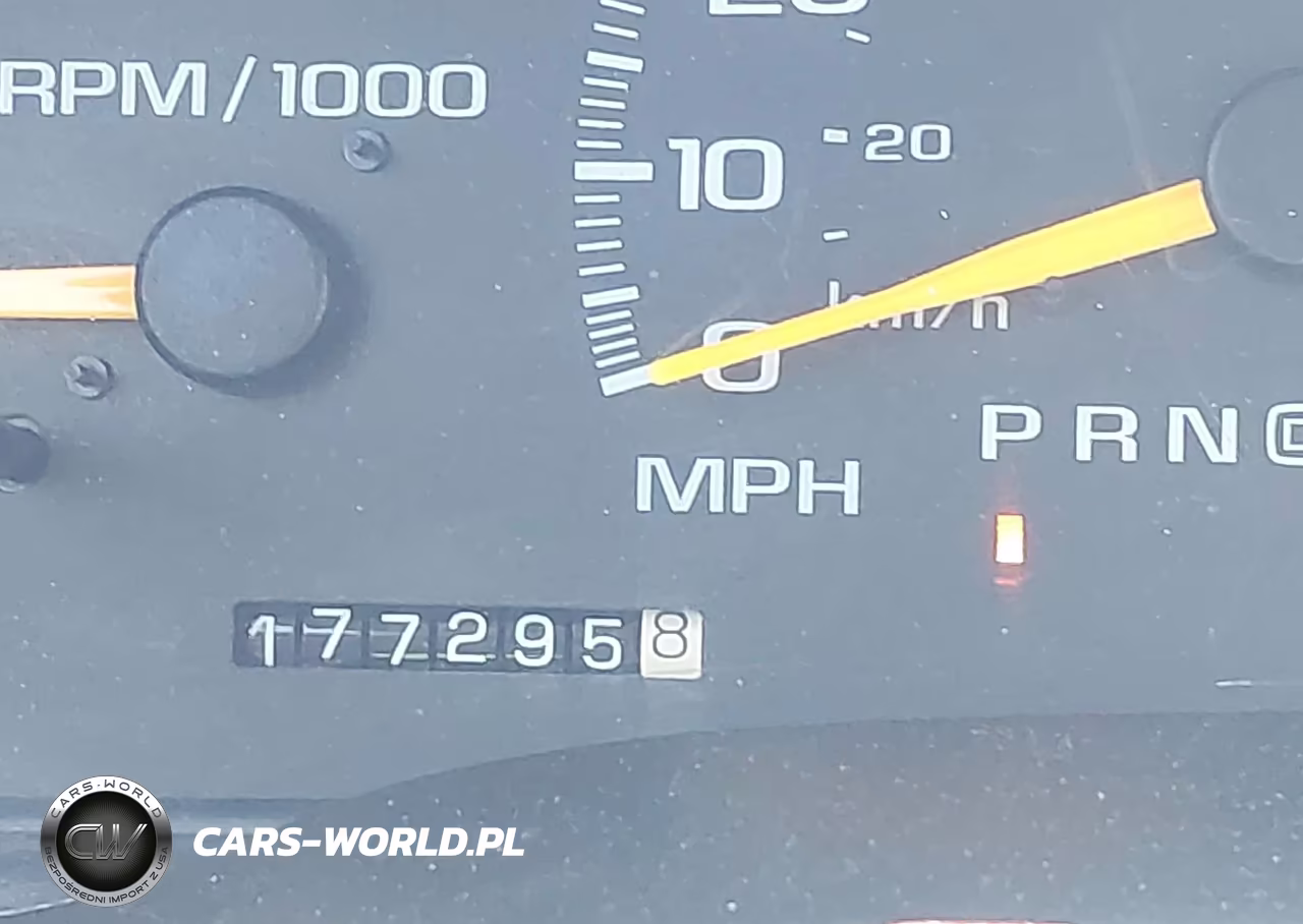 1999 Chevrolet Tahoe Ls VIN:1GNEK13R1XJ370014 - 15