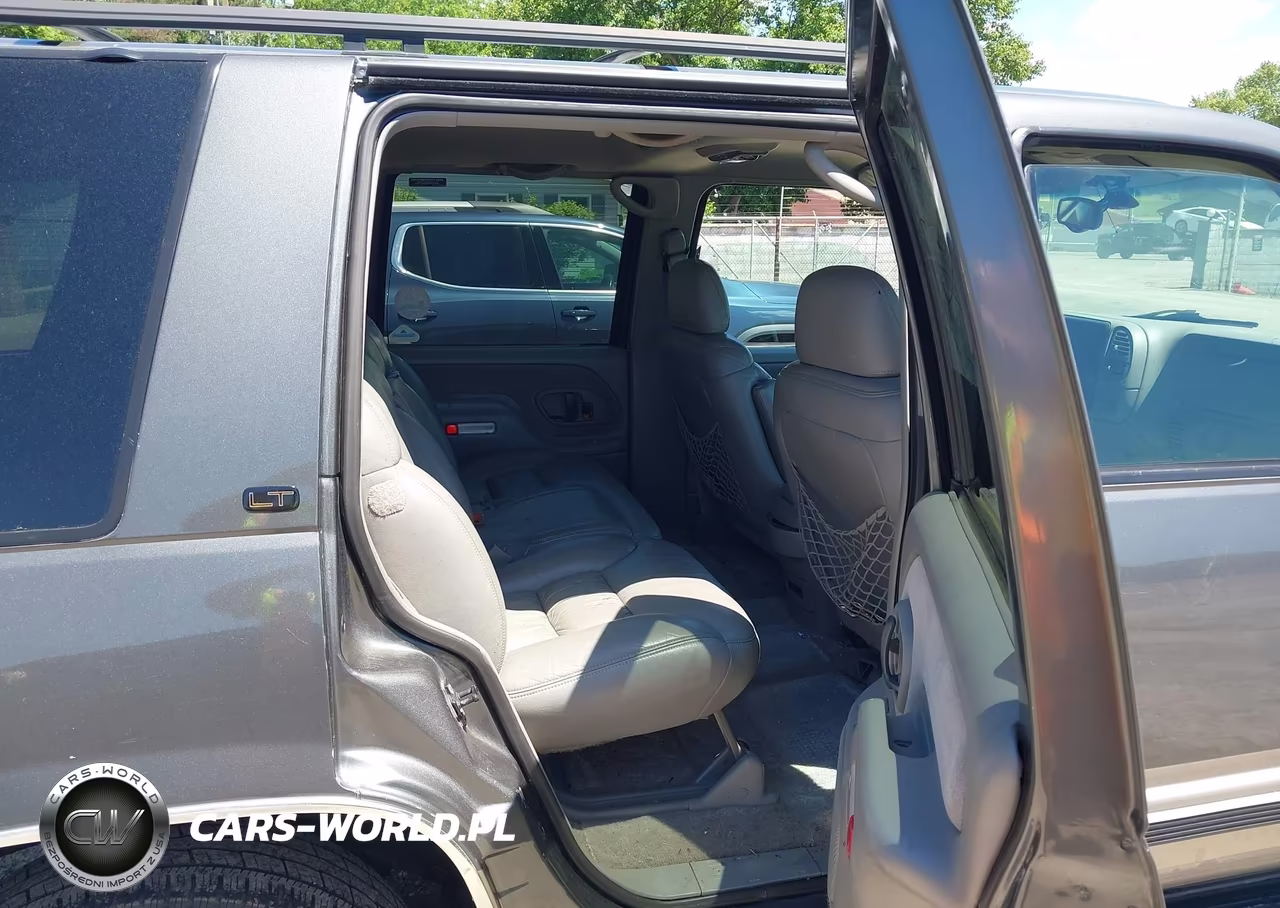 1999 Chevrolet Tahoe Ls VIN:1GNEK13R1XJ370014 - 8