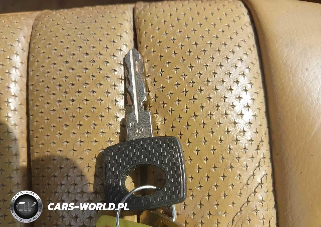 1989 Mercedes-Benz 560 Sl VIN:WDBBA48D4KA099938 - 11