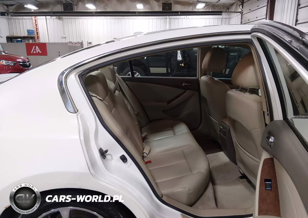 2007 Nissan Altima 3.5 Se VIN:1N4BL21E27C145660 - 8