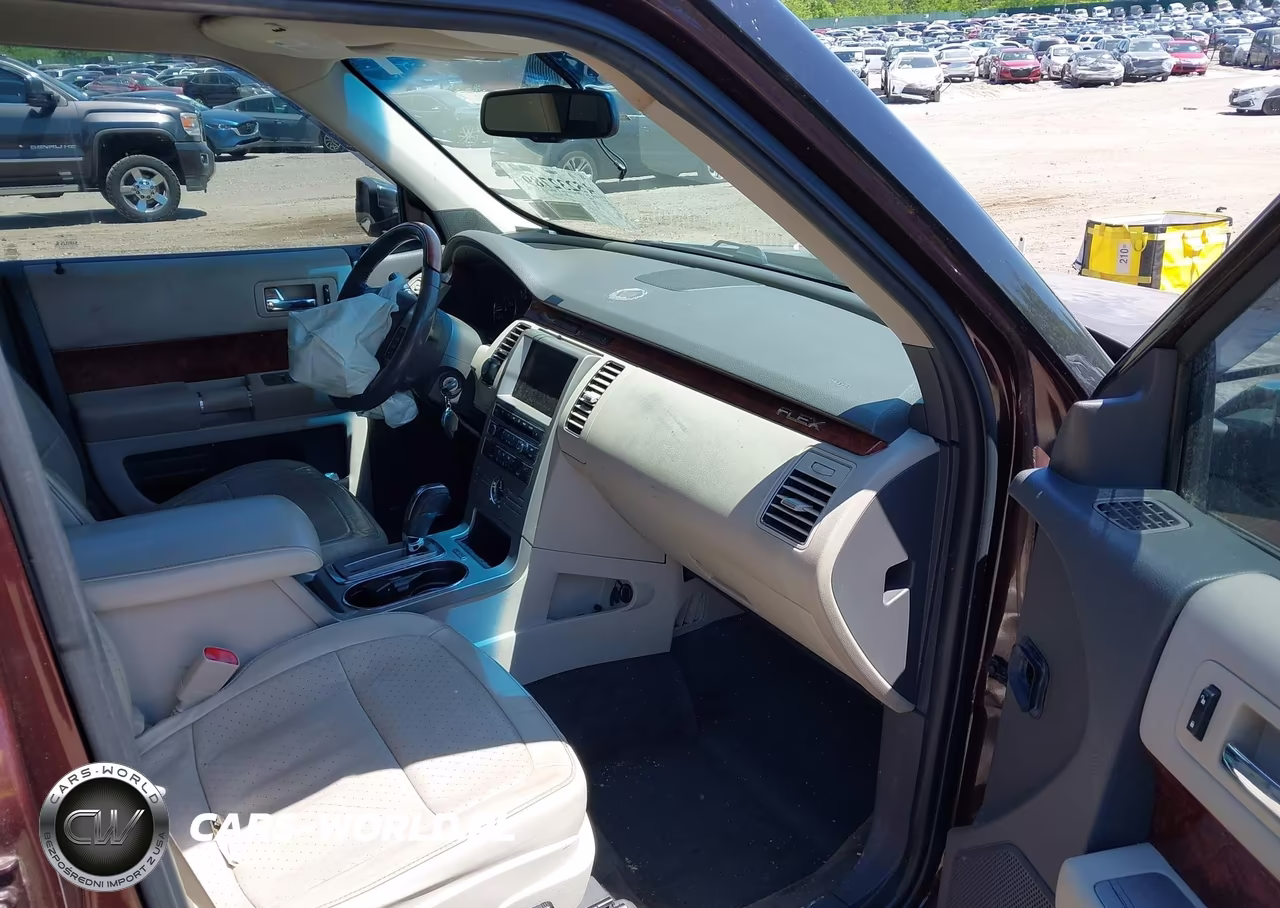 2010 Ford Flex Limited VIN:2FMHK6DC7ABA31939 - 5