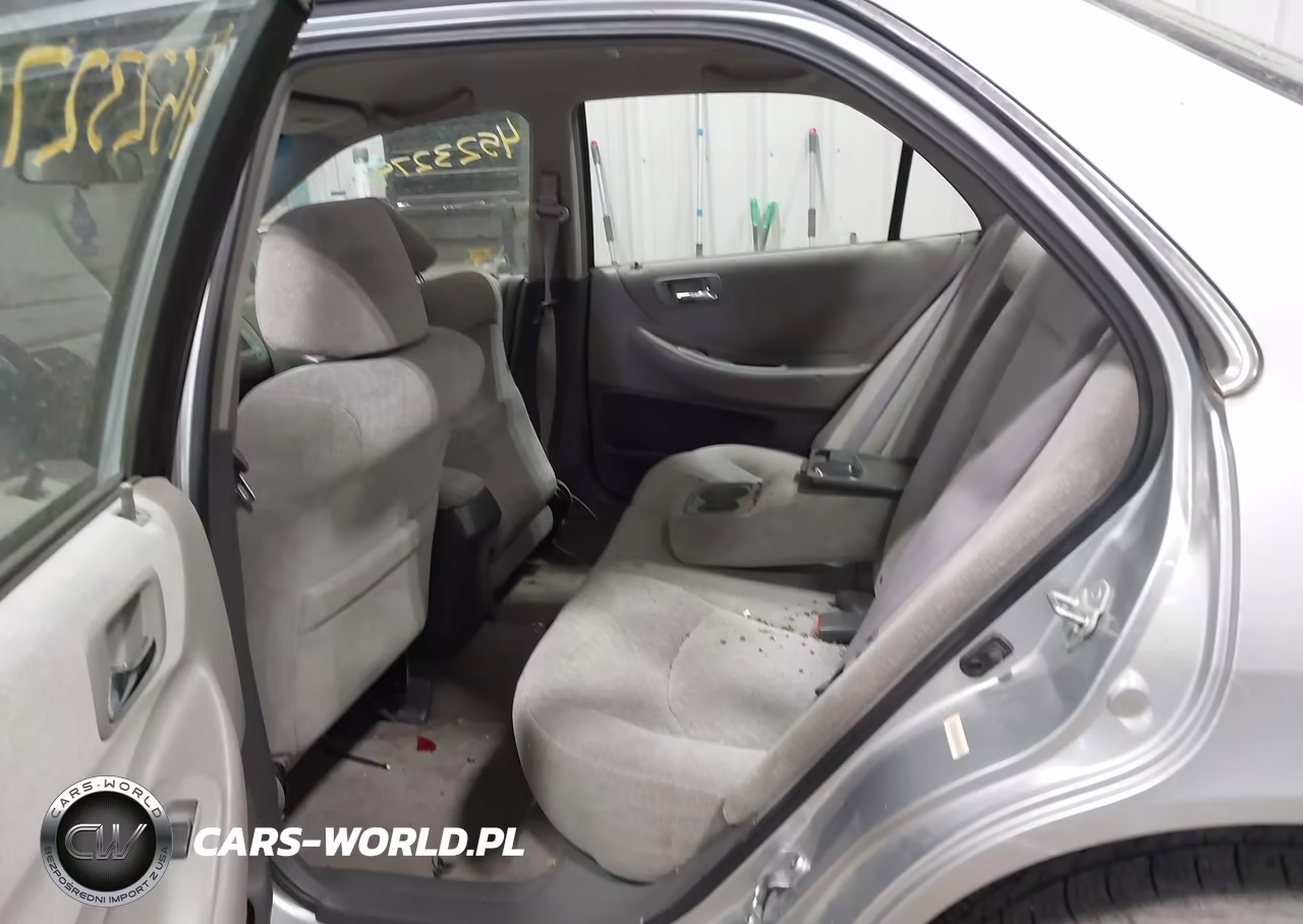 2002 Honda Accord 2.3 Lx VIN:JHMCG56462C025856 - 8