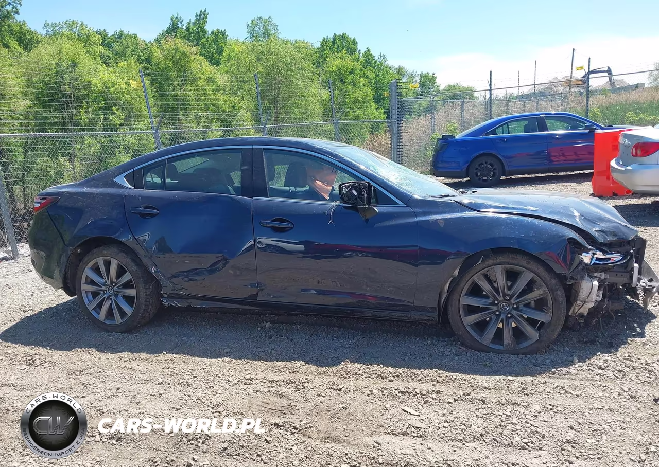 2018 Mazda Mazda6 Touring VIN:JM1GL1VM7J1329636 - 13