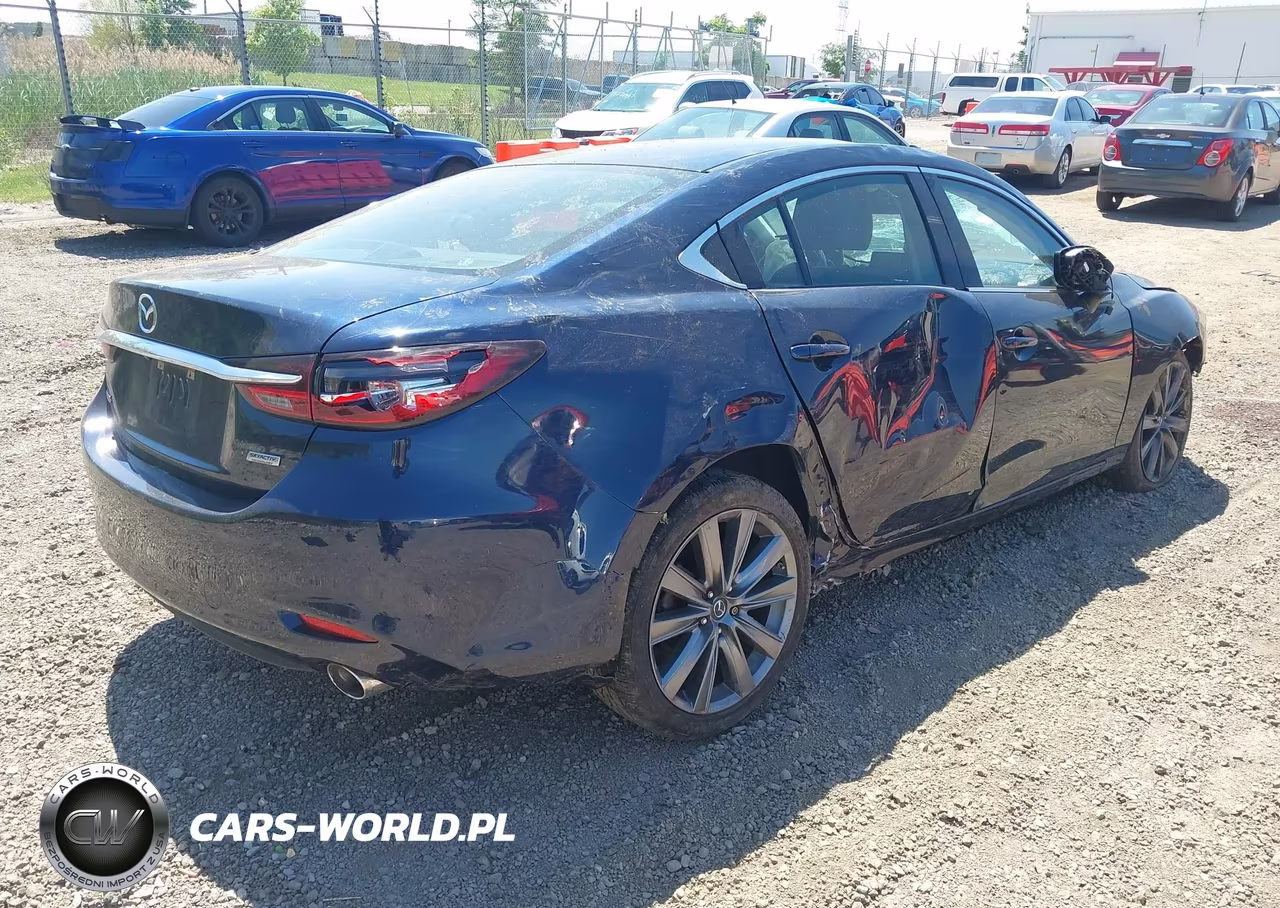 2018 Mazda Mazda6 Touring VIN:JM1GL1VM7J1329636 - 4
