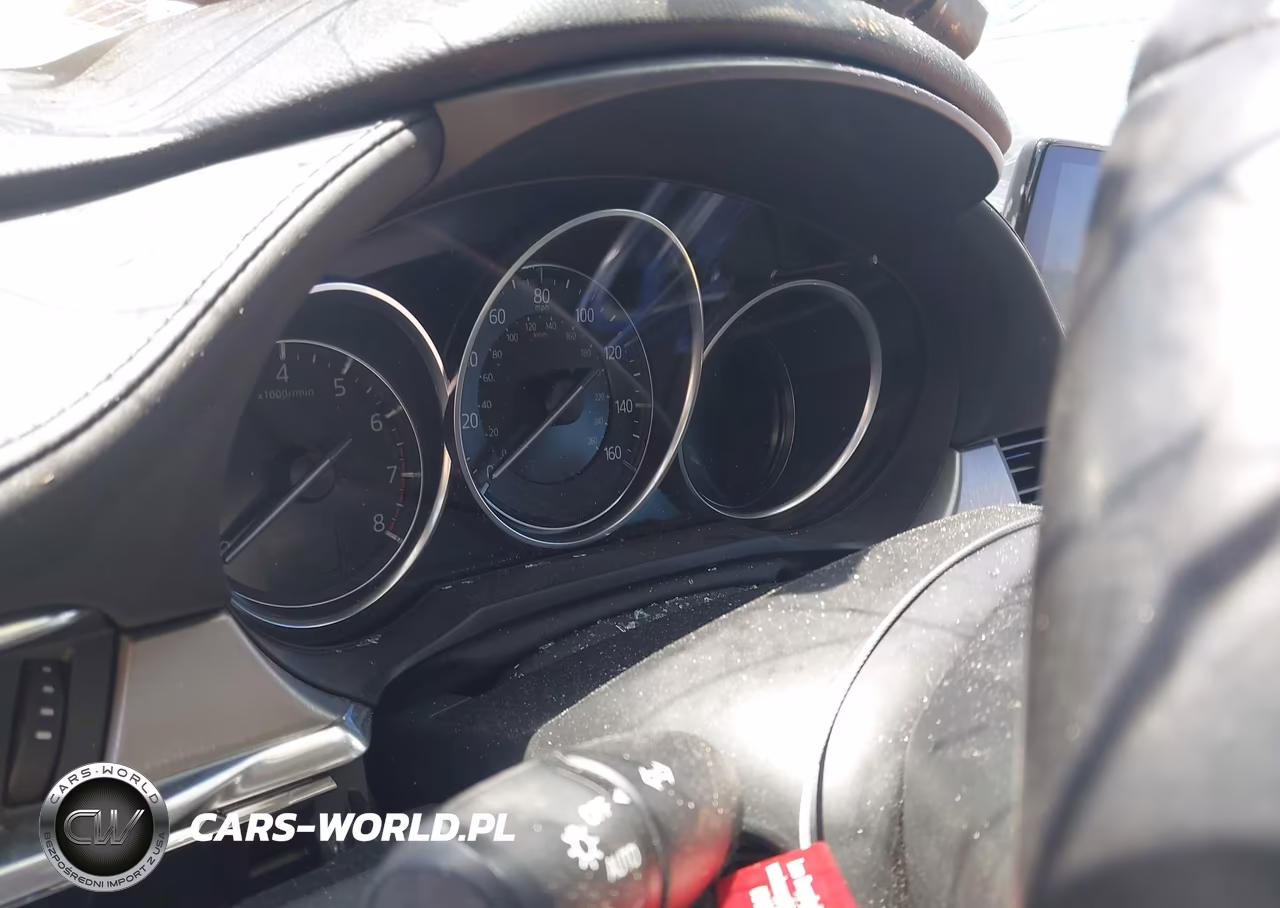 2018 Mazda Mazda6 Touring VIN:JM1GL1VM7J1329636 - 7
