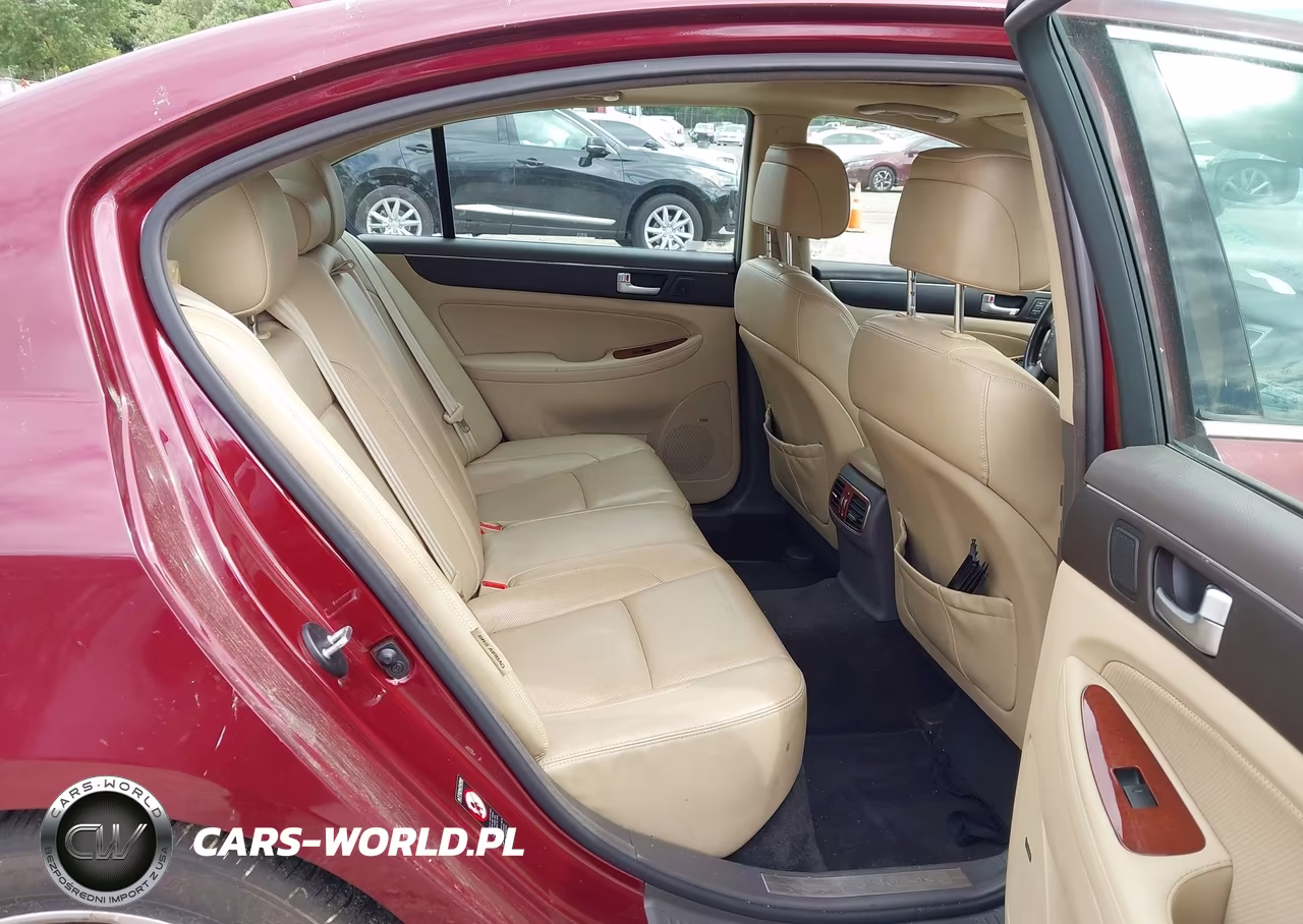 2012 Hyundai Genesis 3.8 VIN:KMHGC4DD1CU203532 - 8
