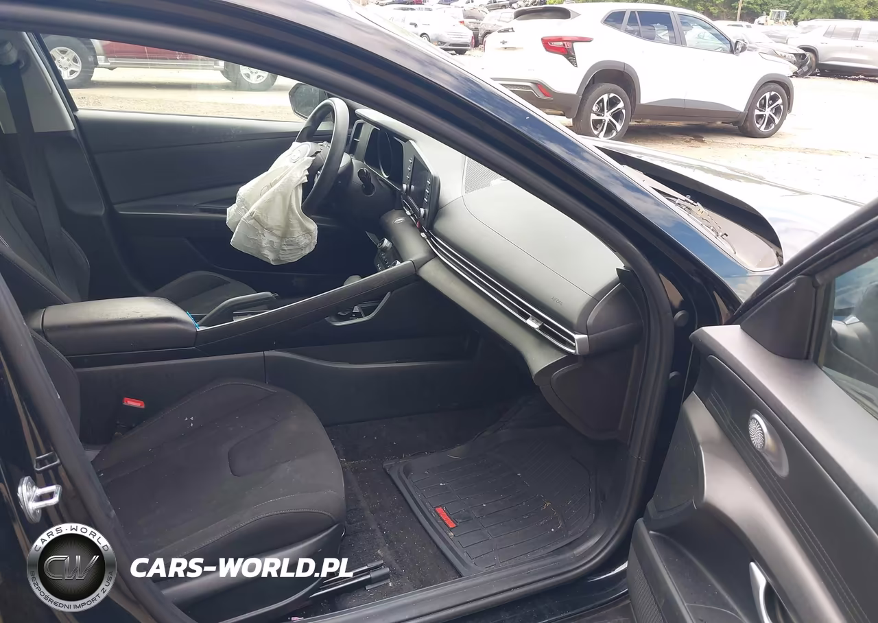 2022 Hyundai Elantra Sel VIN:KMHLM4AG1NU365271 - 5
