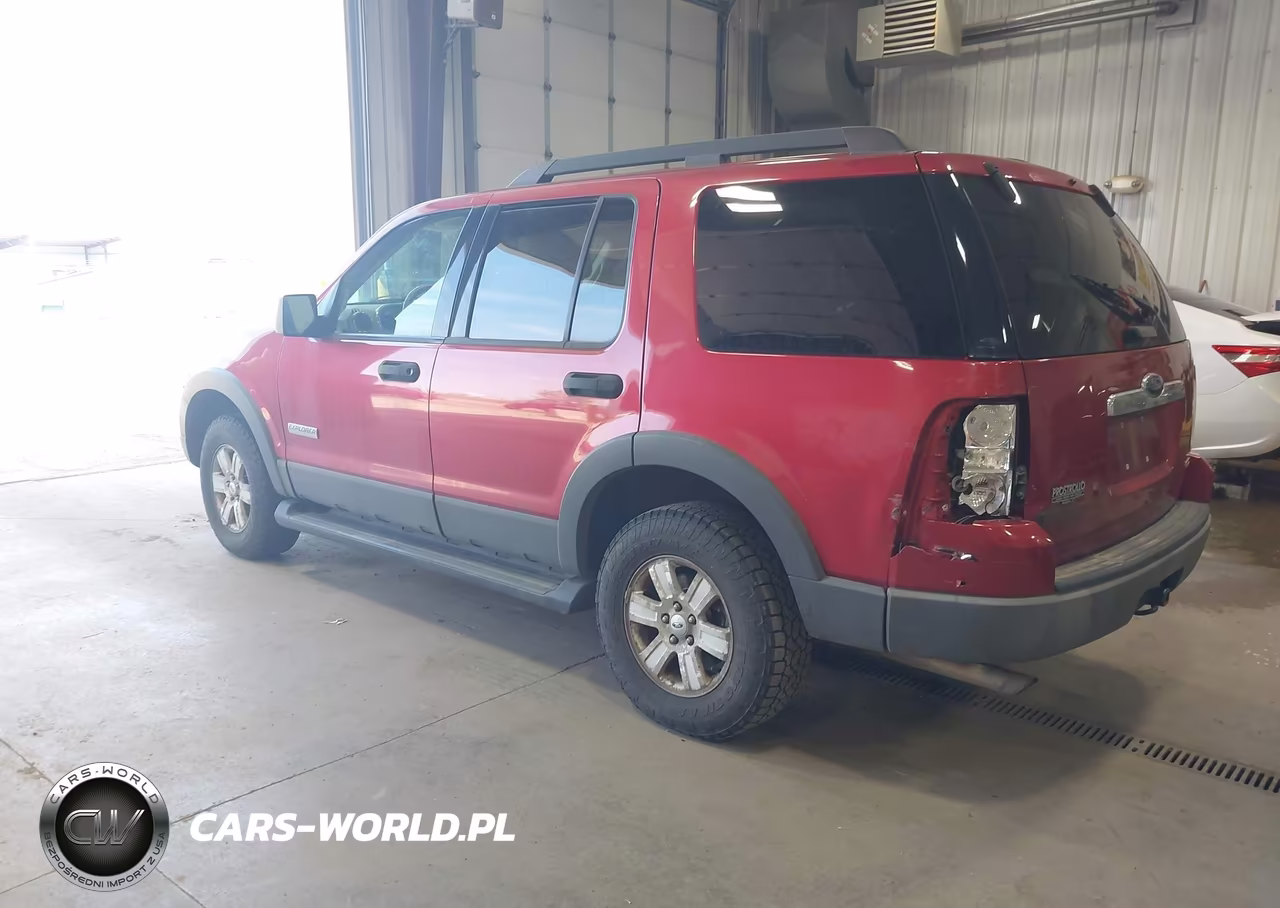 2006 Ford Explorer Xlt VIN:1FMEU73E16UB67202 - 3