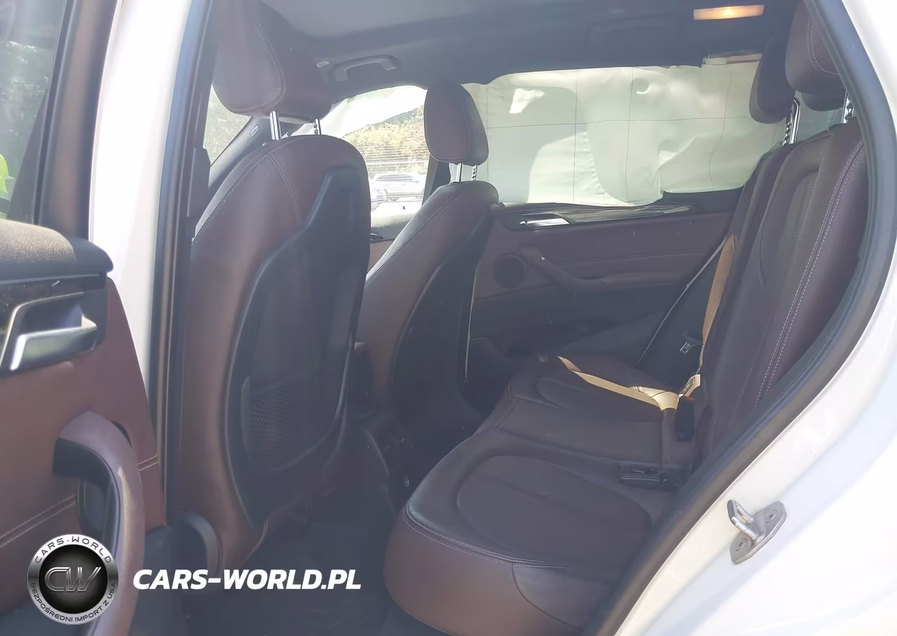 2017 BMW X1 xDrive28I VIN:WBXHT3C36H5F77704 - 8