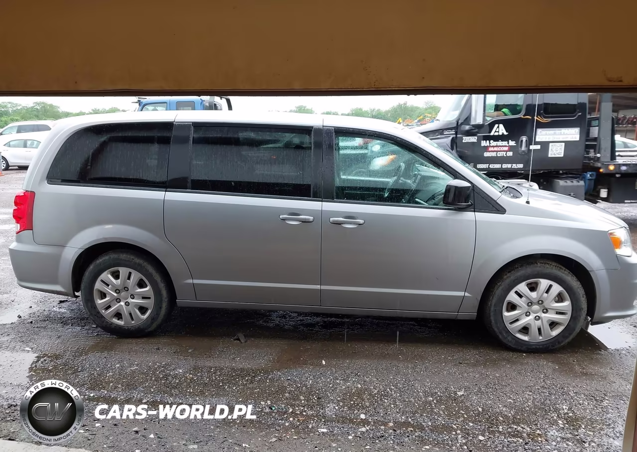 2018 Dodge Grand Caravan Se VIN:2C4RDGBG3JR254873 - 13
