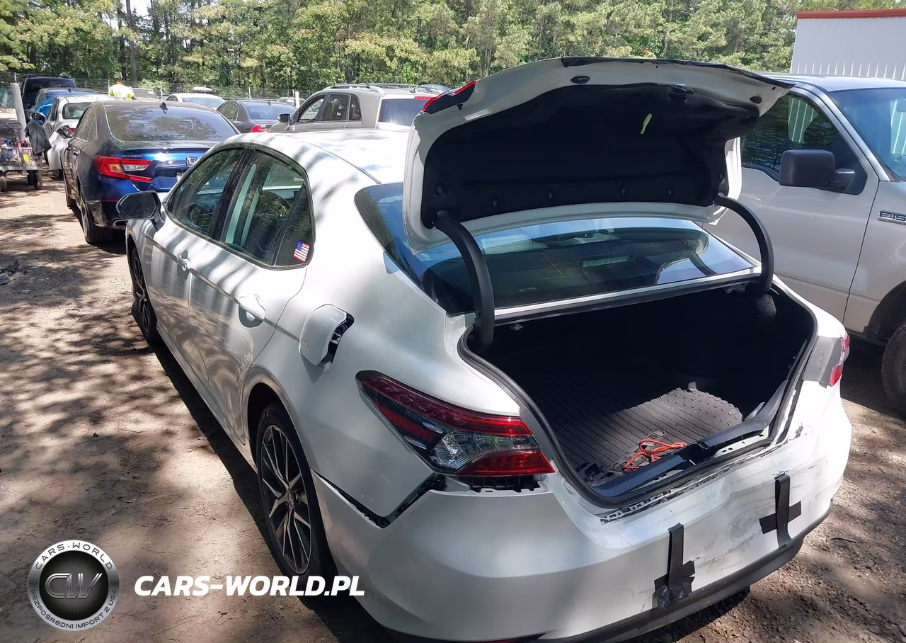 2024 Toyota Camry Hybrid Xle VIN:4T1F31AK6RU068229 - 3