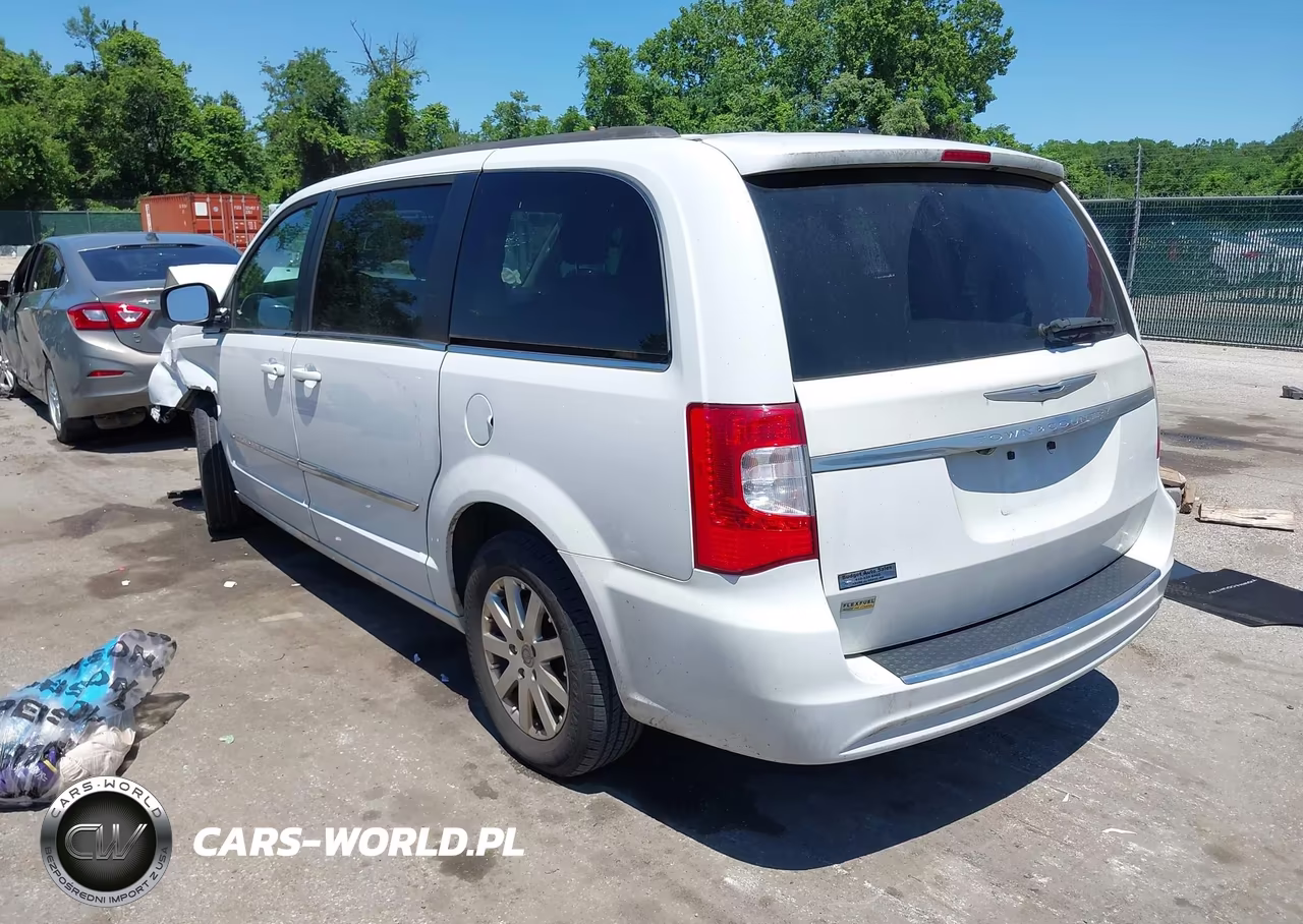 2014 Chrysler Town & Country Touring VIN:2C4RC1BG7ER403159 - 3
