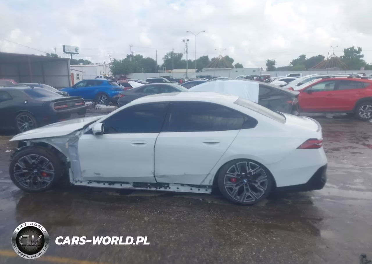 2026 BMW I5 Edrive40 VIN:WBY63HG04TCW15044 - 15