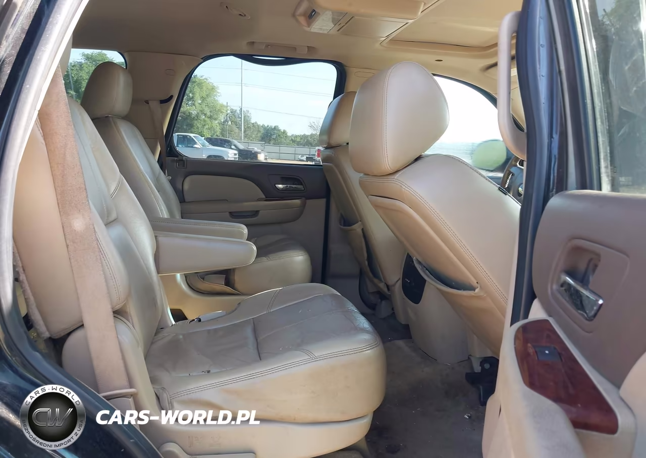 2011 Chevrolet Tahoe Lt VIN:1GNSCBE08BR114337 - 8