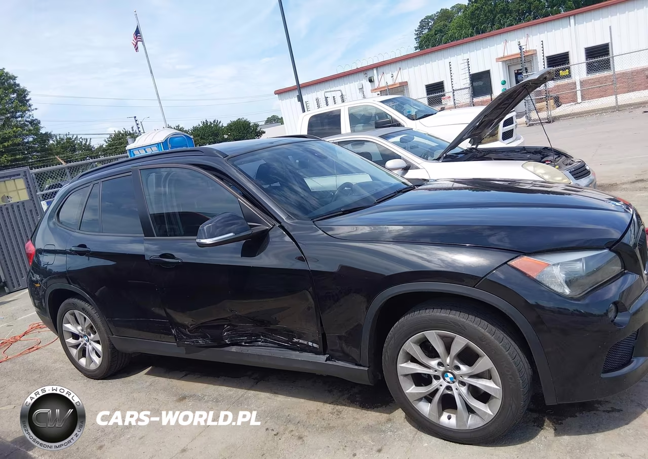 2014 BMW X1 xDrive28I VIN:WBAVL1C59EVY13158 - 13