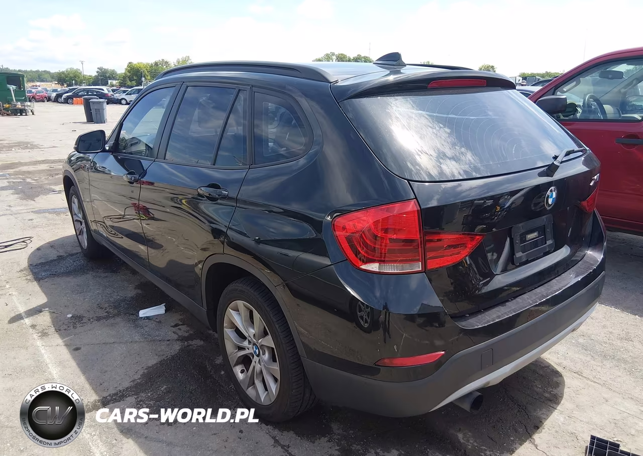 2014 BMW X1 xDrive28I VIN:WBAVL1C59EVY13158 - 3