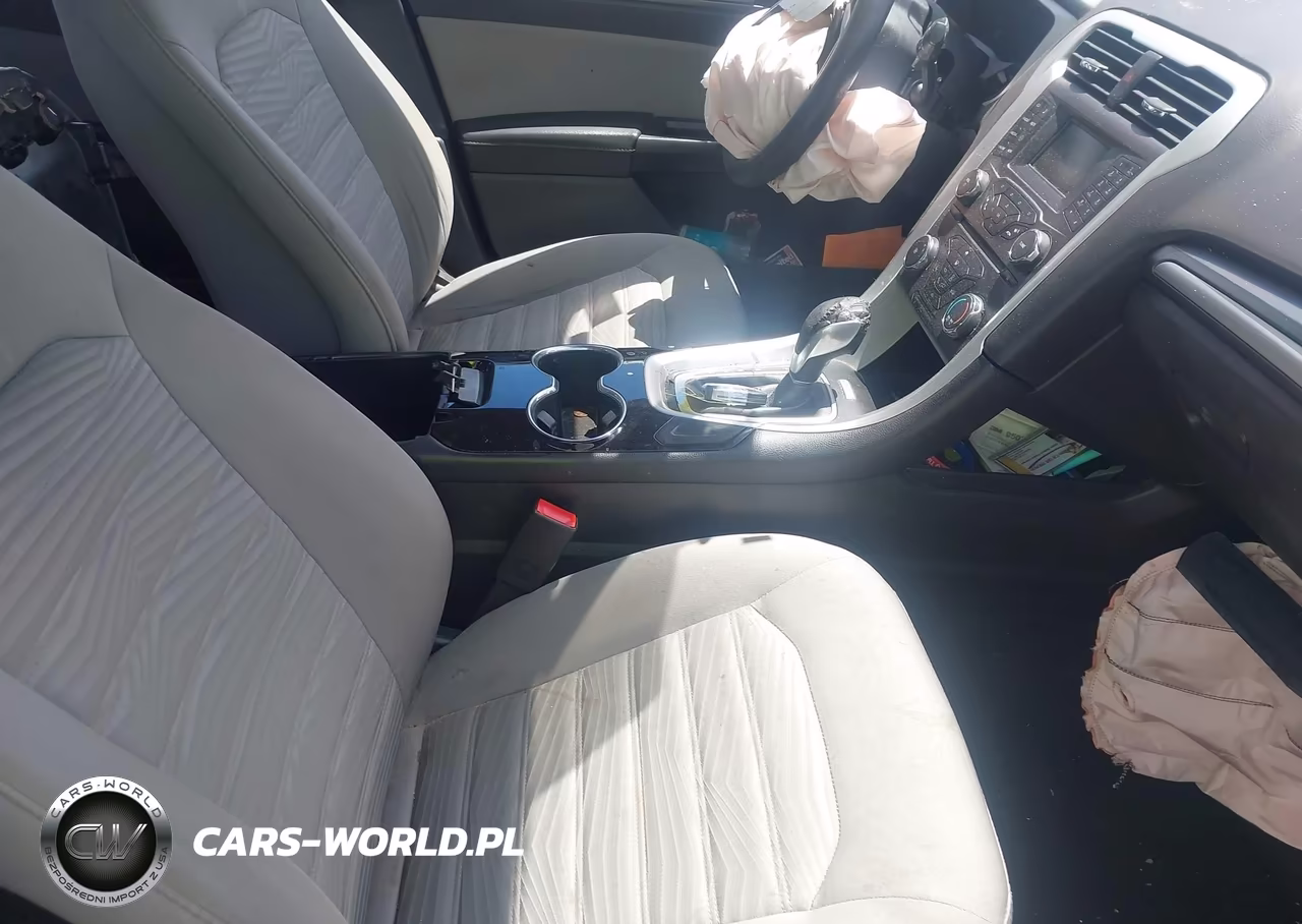 2016 Ford Fusion S VIN:3FA6P0G77GR295459 - 5