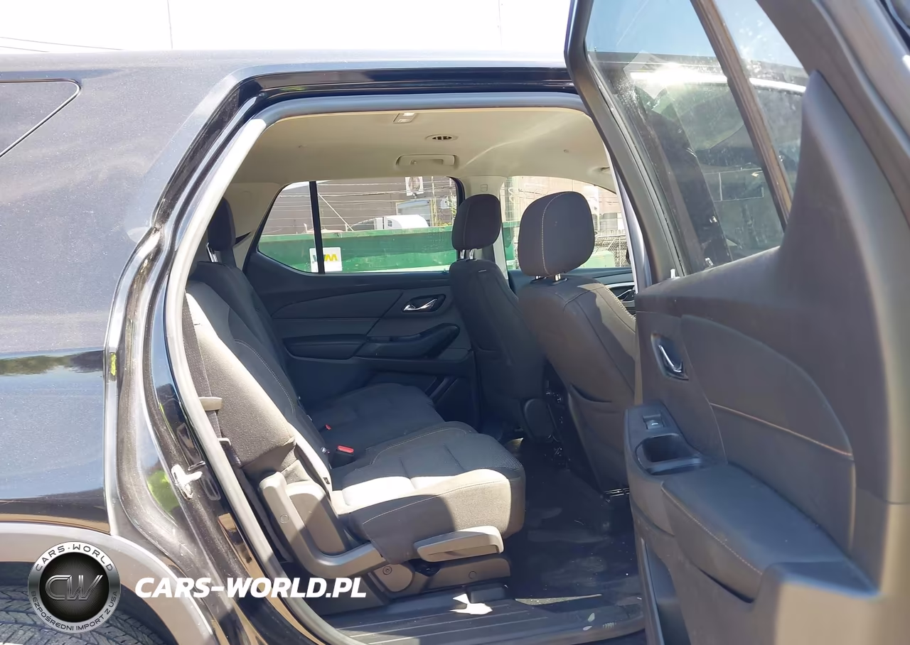 2018 Chevrolet Traverse Ls VIN:1GNERFKW3JJ180674 - 8