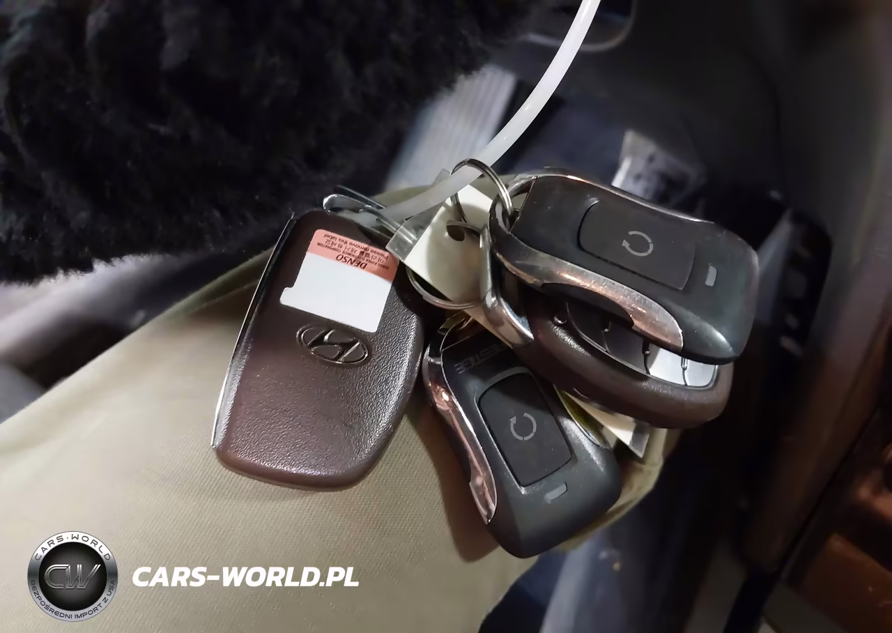 2020 Hyundai Elantra Value Edition VIN:5NPD84LF0LH623109 - 11