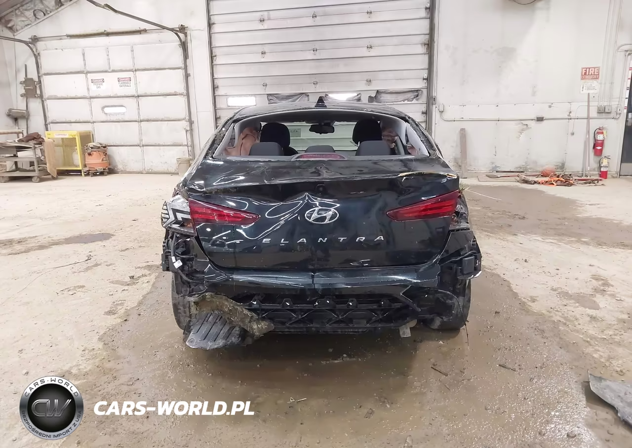 2020 Hyundai Elantra Value Edition VIN:5NPD84LF0LH623109 - 17