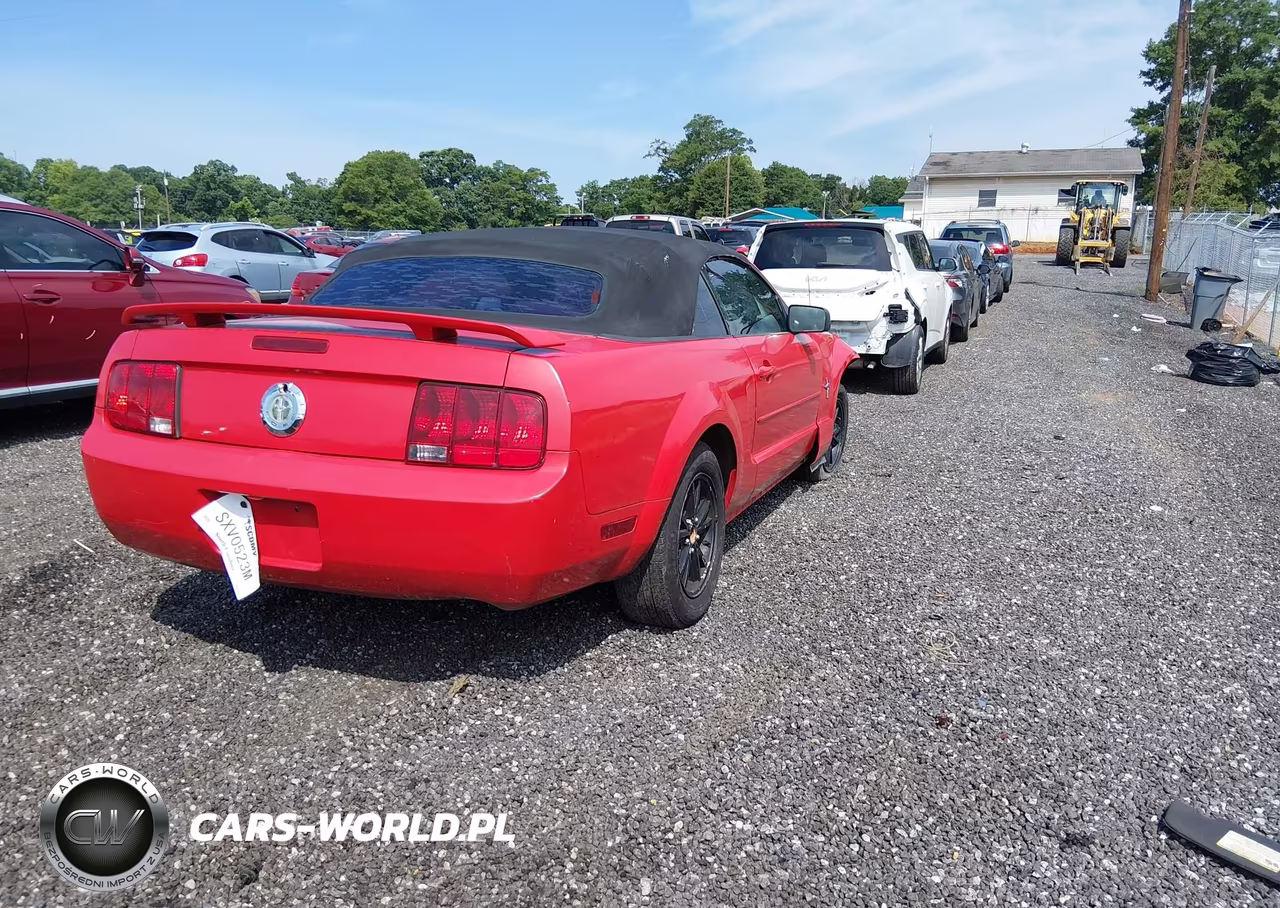 2006 Ford Mustang V6 VIN:1ZVFT84NX65138675 - 4