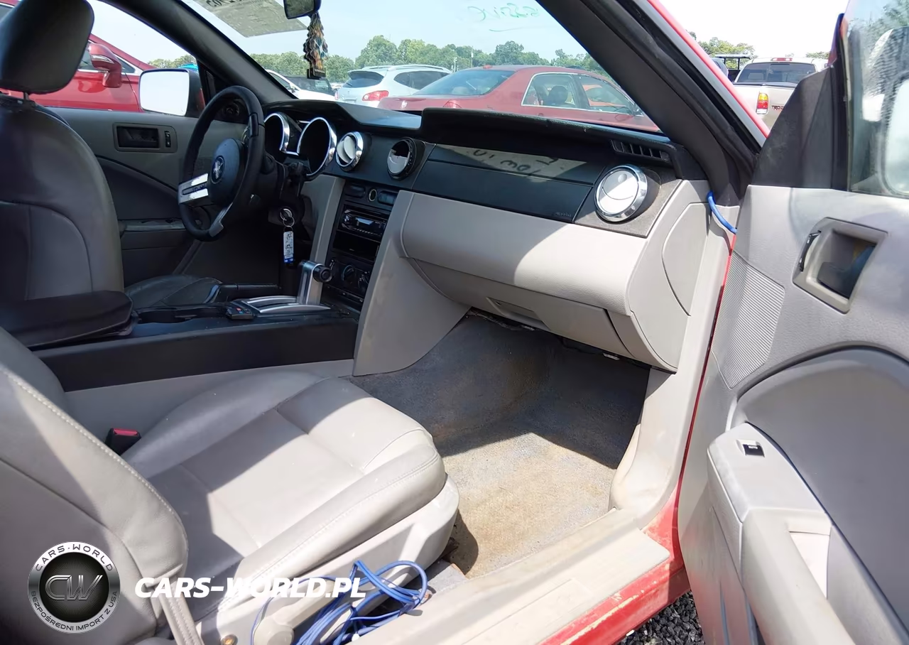 2006 Ford Mustang V6 VIN:1ZVFT84NX65138675 - 5