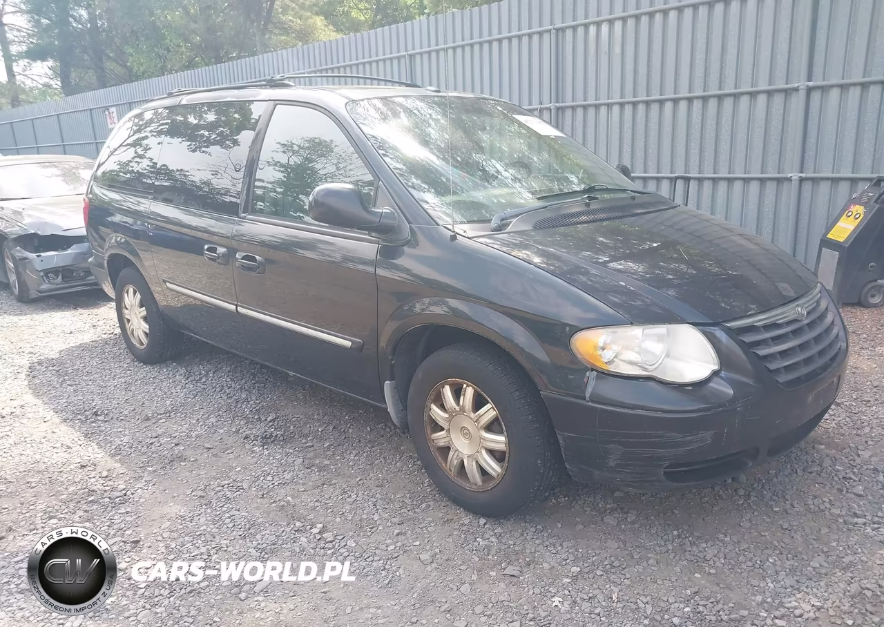 2006 Chrysler Town & Country Touring – zdjęcie 1 z 11