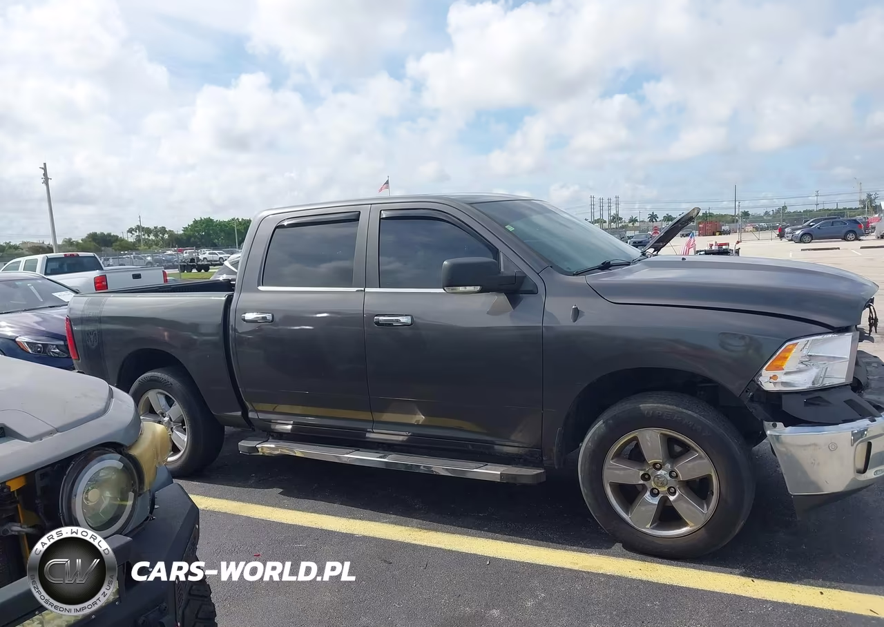 2018 Ram 1500 Big Horn 4X2 5'7 Box VIN:1C6RR6LT0JS248252 - 14