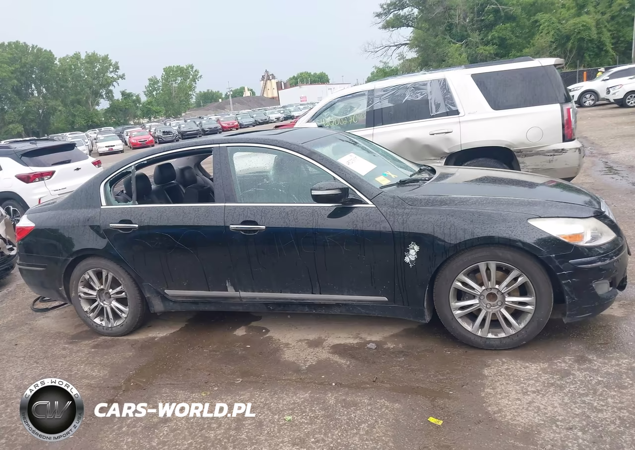 2011 Hyundai Genesis 4.6 VIN:KMHGC4DFXBU126806 - 14