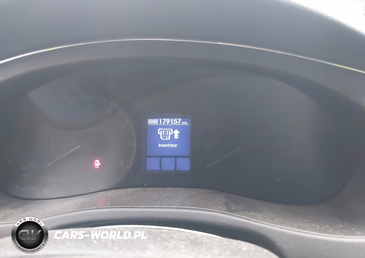 2011 Hyundai Genesis 4.6 VIN:KMHGC4DFXBU126806 - 7