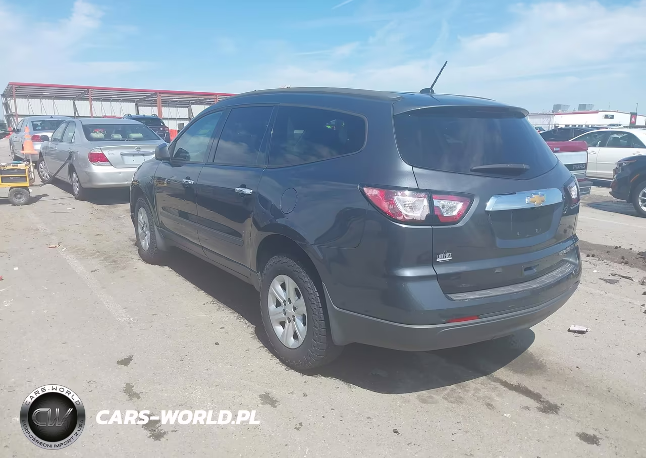 2013 Chevrolet Traverse Ls VIN:1GNKRFKDXDJ268269 - 3