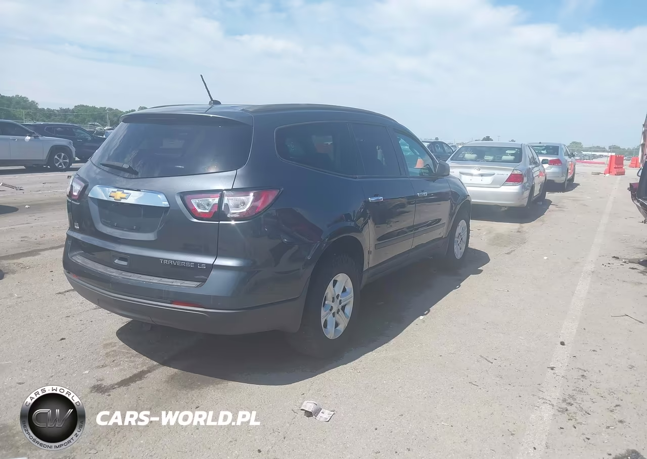 2013 Chevrolet Traverse Ls VIN:1GNKRFKDXDJ268269 - 4
