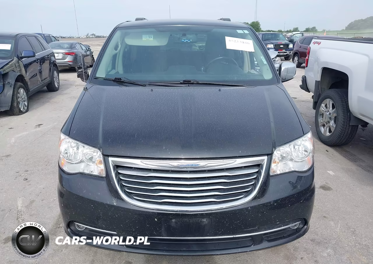 2016 Chrysler Town & Country Touring-L Anniversary Edition VIN:2C4RC1CG6GR113156 - 12