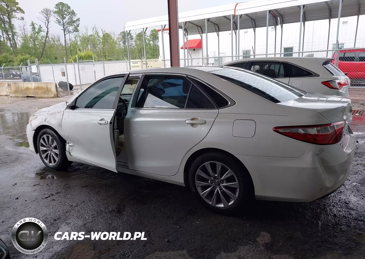 2017 Toyota Camry Xle VIN:4T1BF1FK3HU426366 - 14