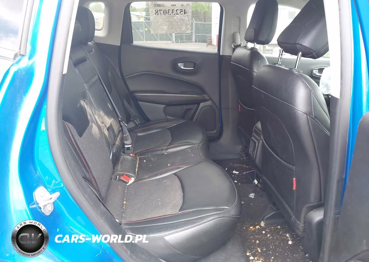 2019 Jeep Compass Trailhawk 4X4 VIN:3C4NJDDB6KT728952 - 8