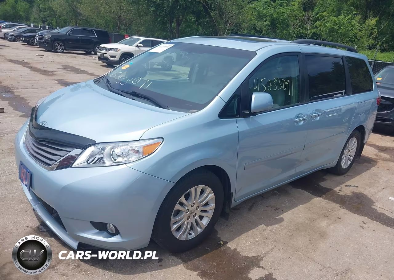2015 Toyota Sienna Xle 8 Passenger VIN:5TDYK3DC1FS538764 - 2