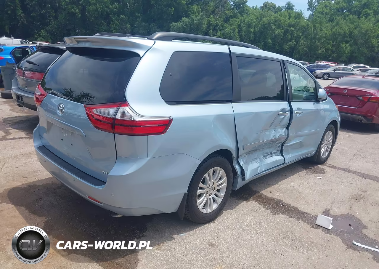2015 Toyota Sienna Xle 8 Passenger VIN:5TDYK3DC1FS538764 - 4