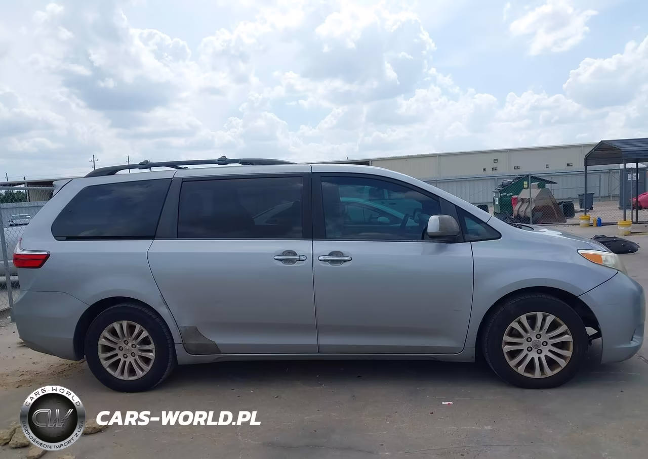 2015 Toyota Sienna Xle 8 Passenger VIN:5TDYK3DC4FS585447 - 13