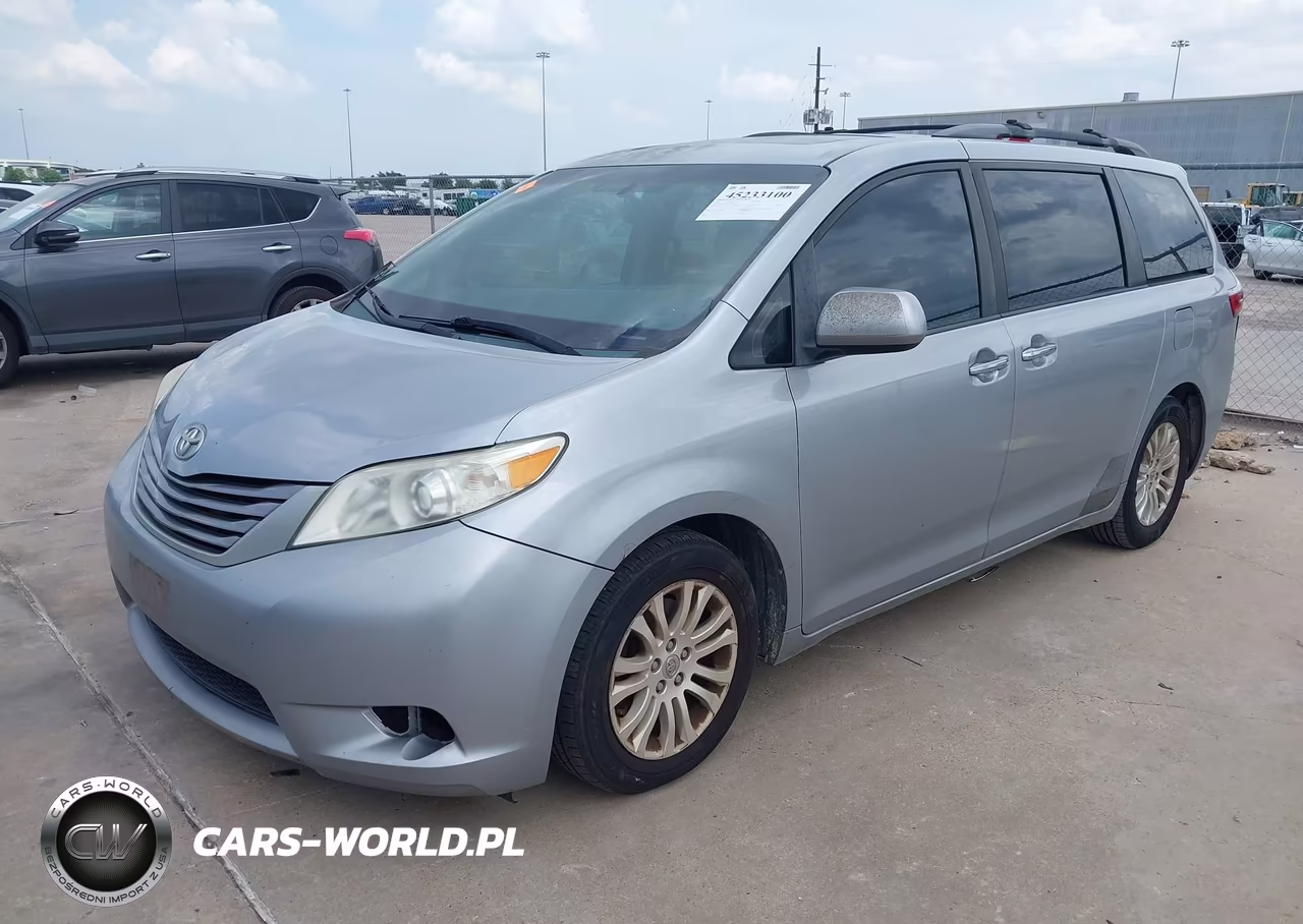 2015 Toyota Sienna Xle 8 Passenger VIN:5TDYK3DC4FS585447 - 2