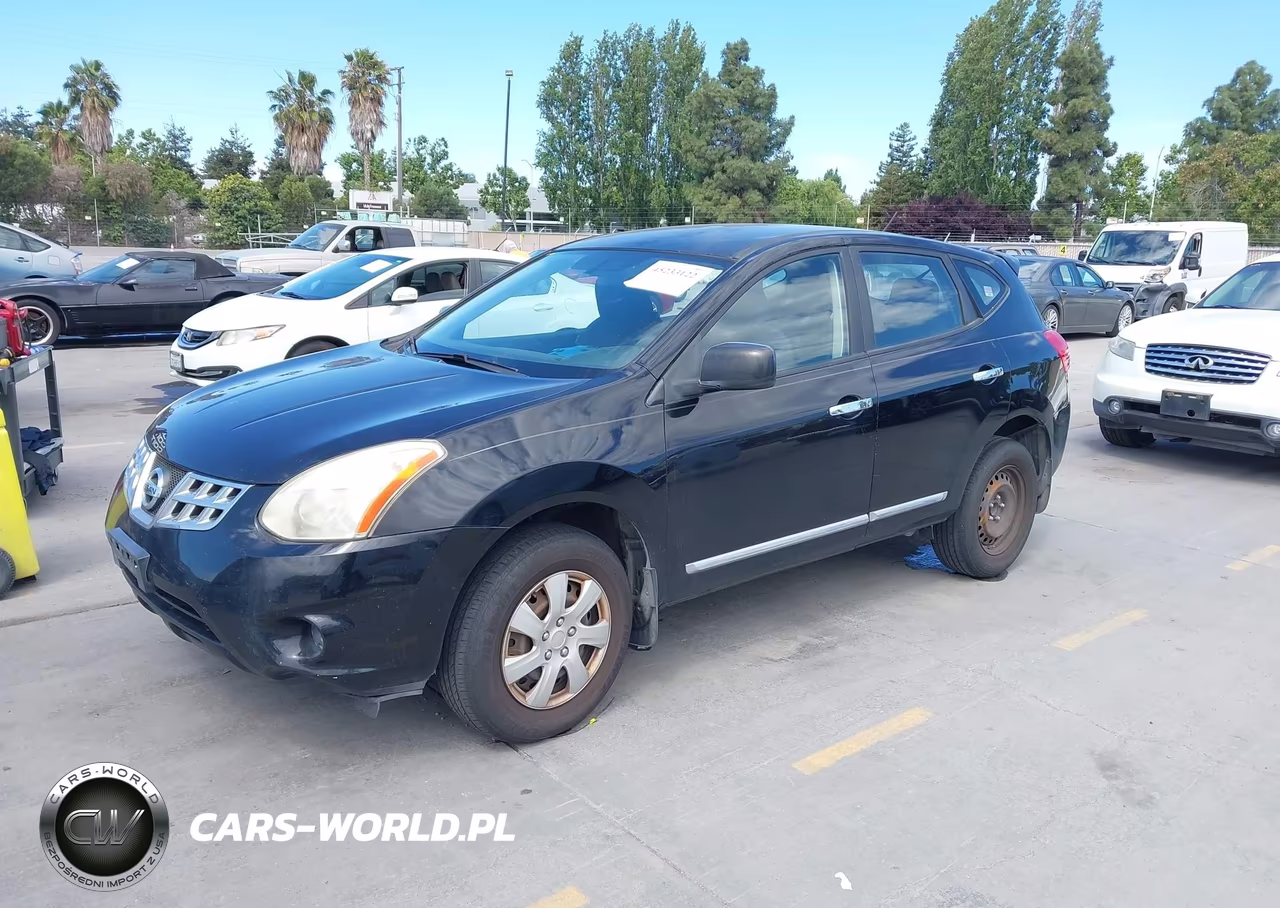 2013 Nissan Rogue S VIN:JN8AS5MT3DW000677 - 2
