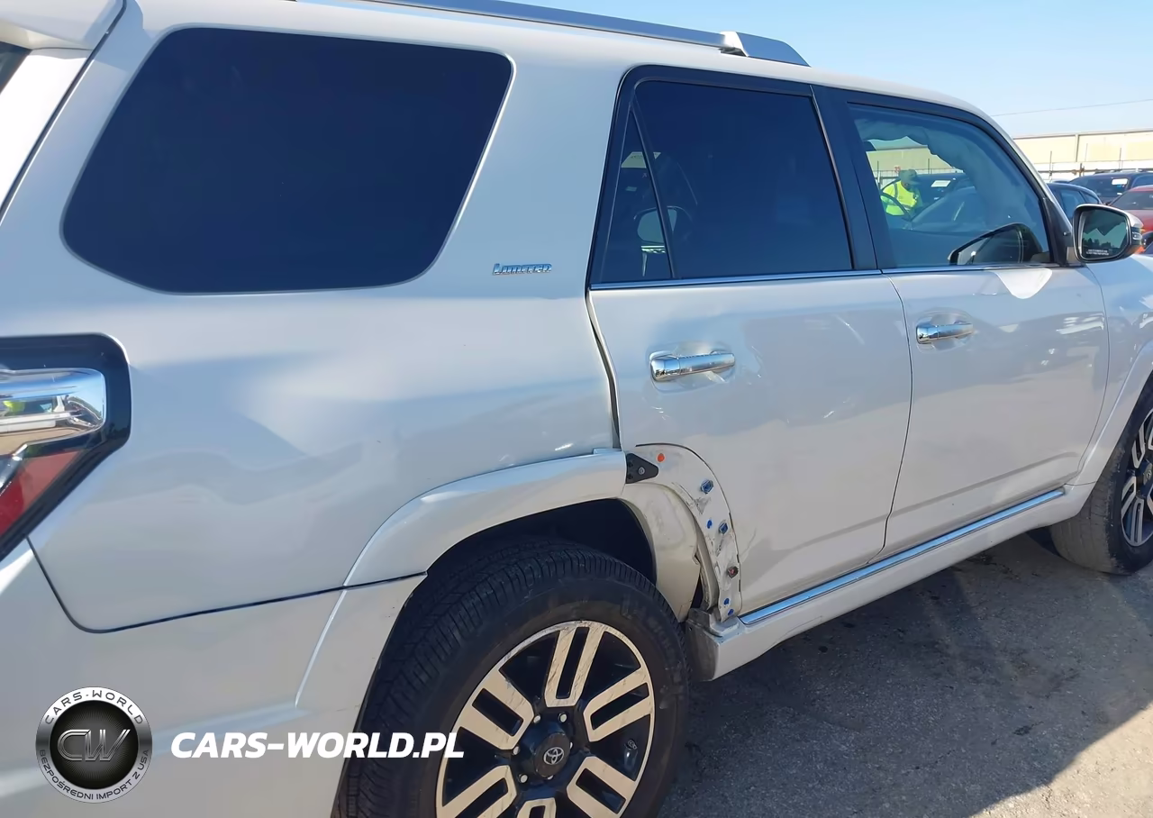 2018 Toyota 4Runner Limited VIN:JTEZU5JR1J5191160 - 6