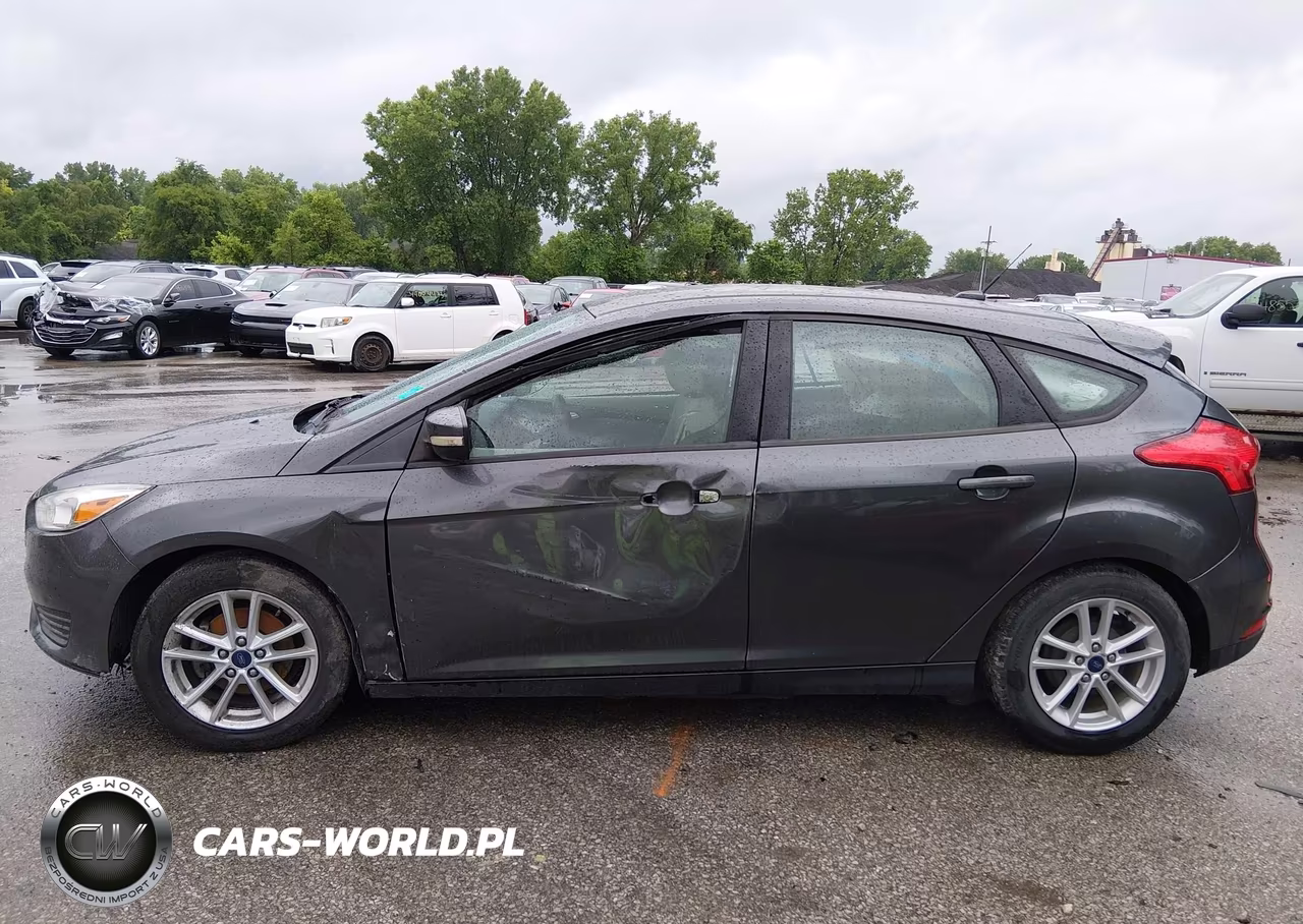 2017 Ford Focus Se VIN:1FADP3K25HL249780 - 14