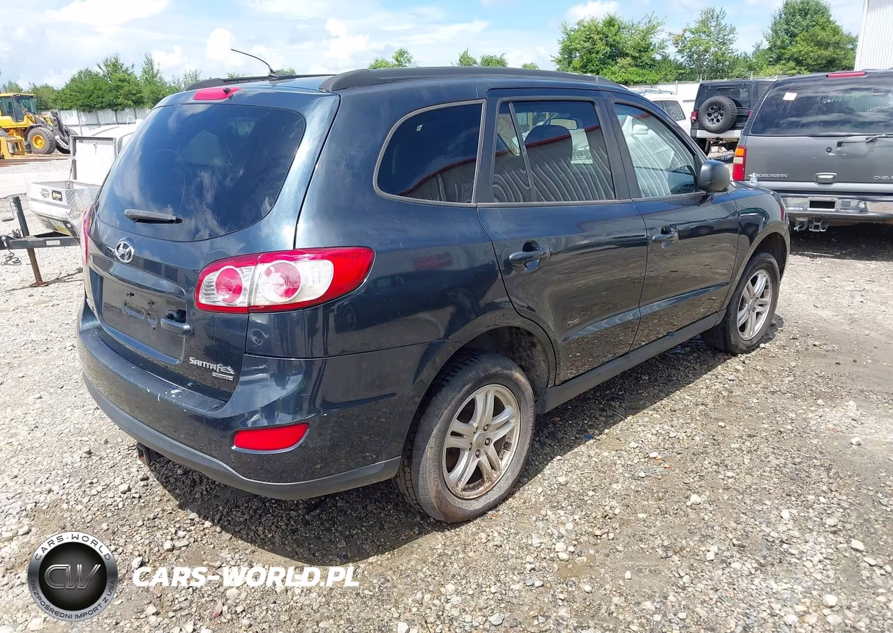 2010 Hyundai Santa Fe Gls VIN:5NMSGDAB3AH359288 - 4