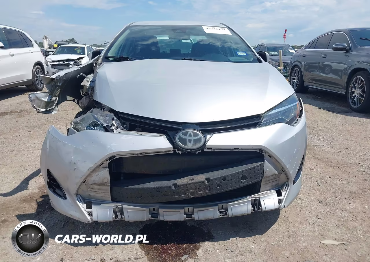 2018 Toyota Corolla Le VIN:5YFBURHE3JP849693 - 6