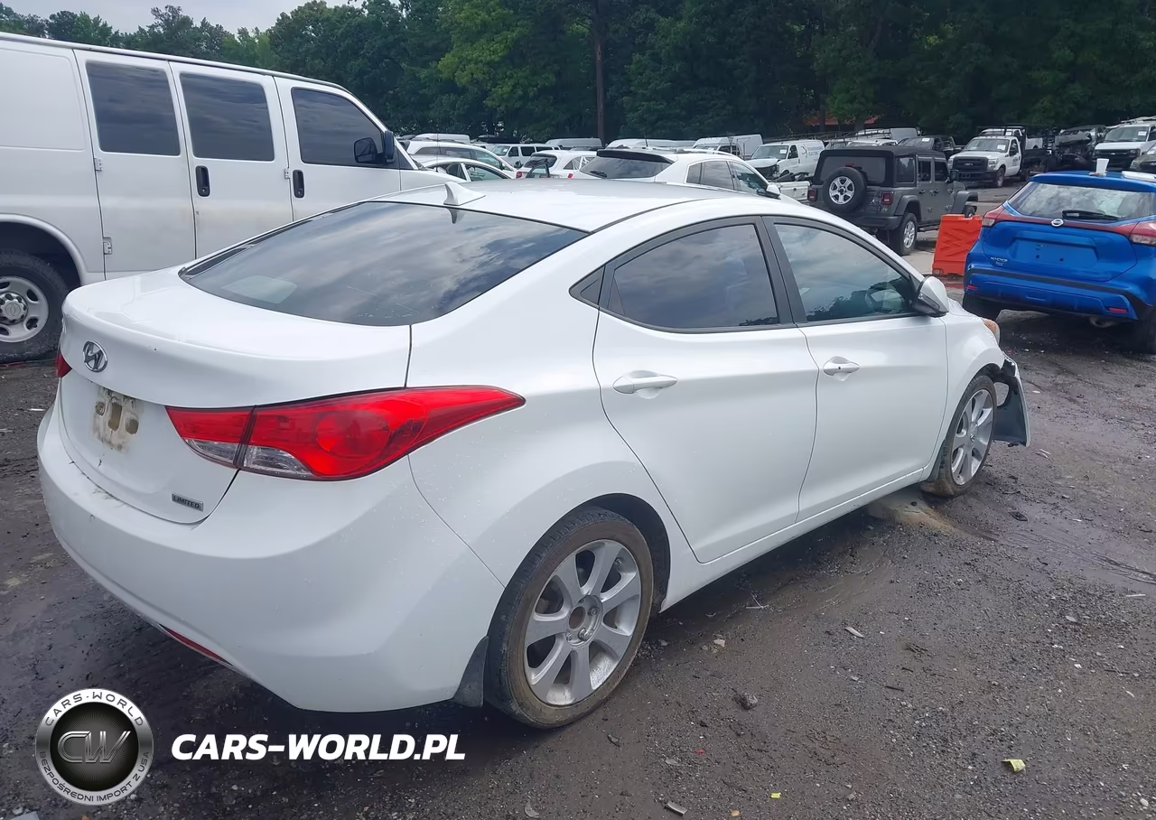2013 Hyundai Elantra Limited VIN:5NPDH4AE2DH308176 - 4