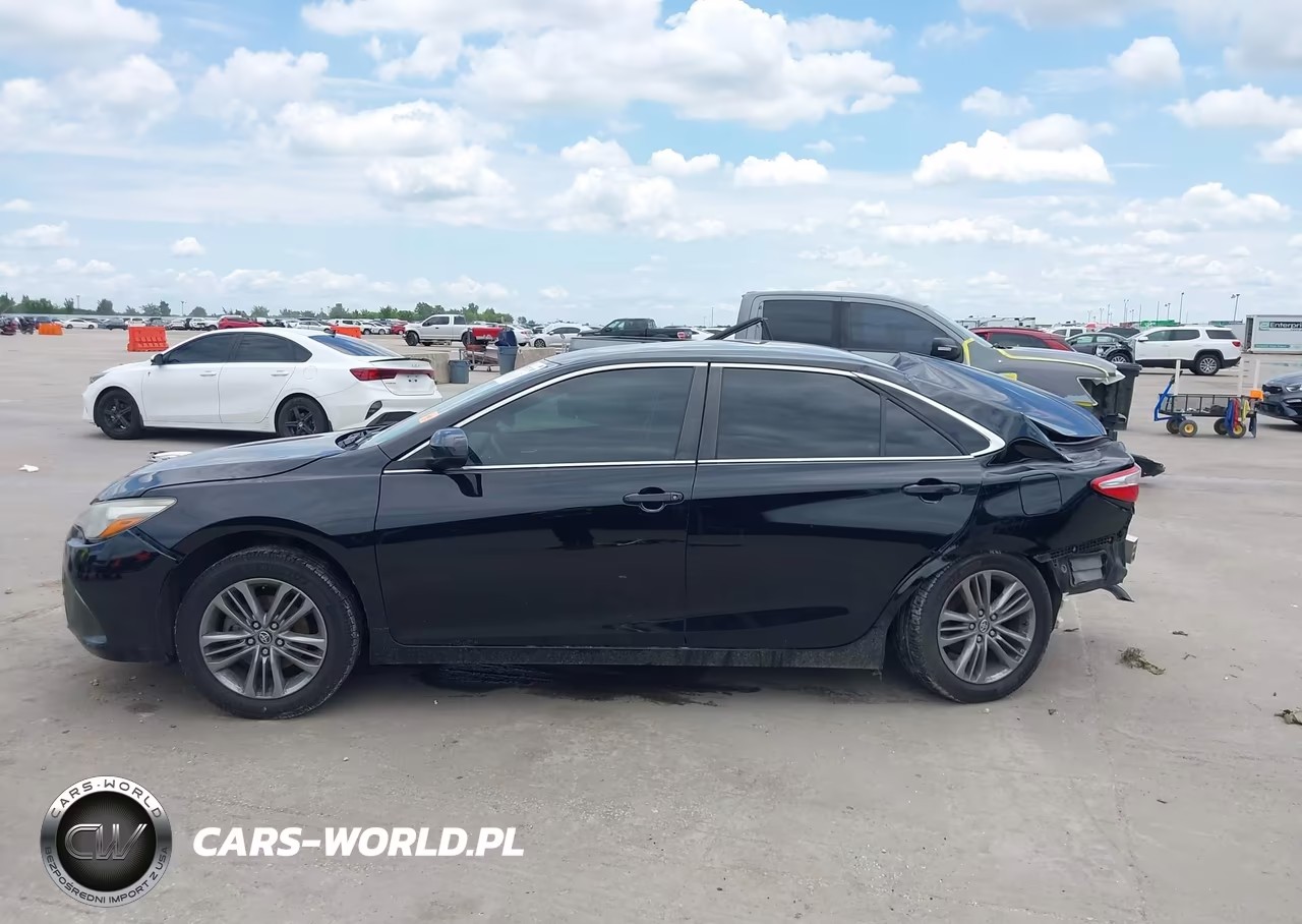 2017 Toyota Camry Se VIN:4T1BF1FK0HU388742 - 14