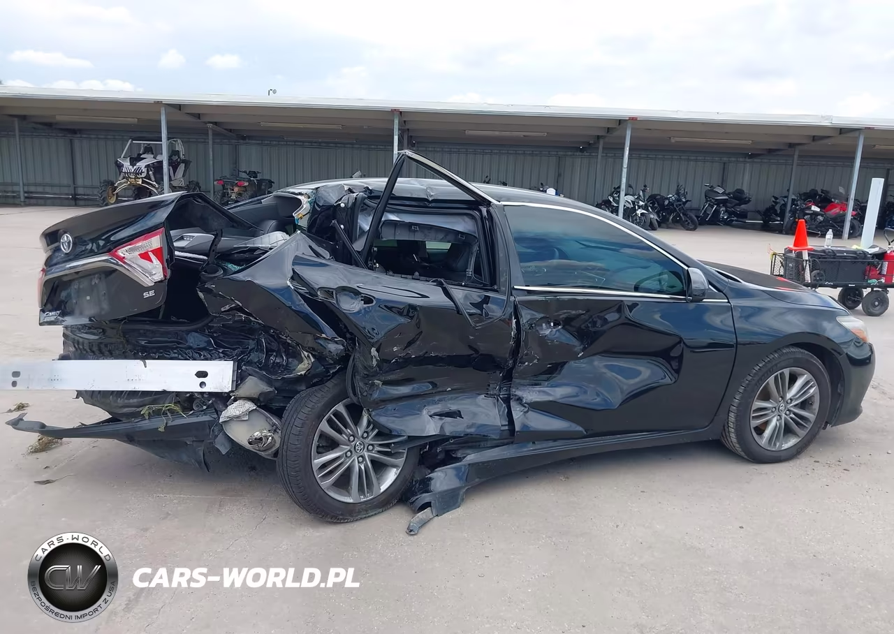 2017 Toyota Camry Se VIN:4T1BF1FK0HU388742 - 18